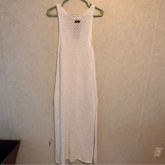 Elegant Cream Knit Swim Cover-Up - Picture 11 of 13
